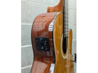 Alysée CL200CEG Guitarra Clássica Cutaway 4/4 Acabamento Brilhante Alysée CL200CEG Guitarra Clássica Cutaway 4/4 Acabamento Brilhante